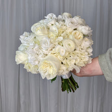 Load image into Gallery viewer, Compact Bouquets