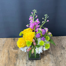 Load image into Gallery viewer, Flower Club 75